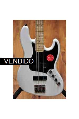 Squier Contemporary Active Jazz Bass Flat White Squier Contemporary Active Jazz Bass Flat White